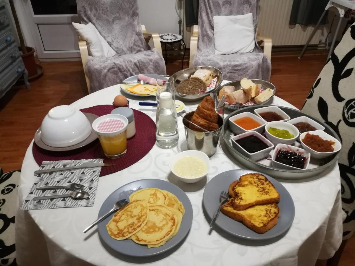 Chambres A Part Crespin  Экстерьер фото