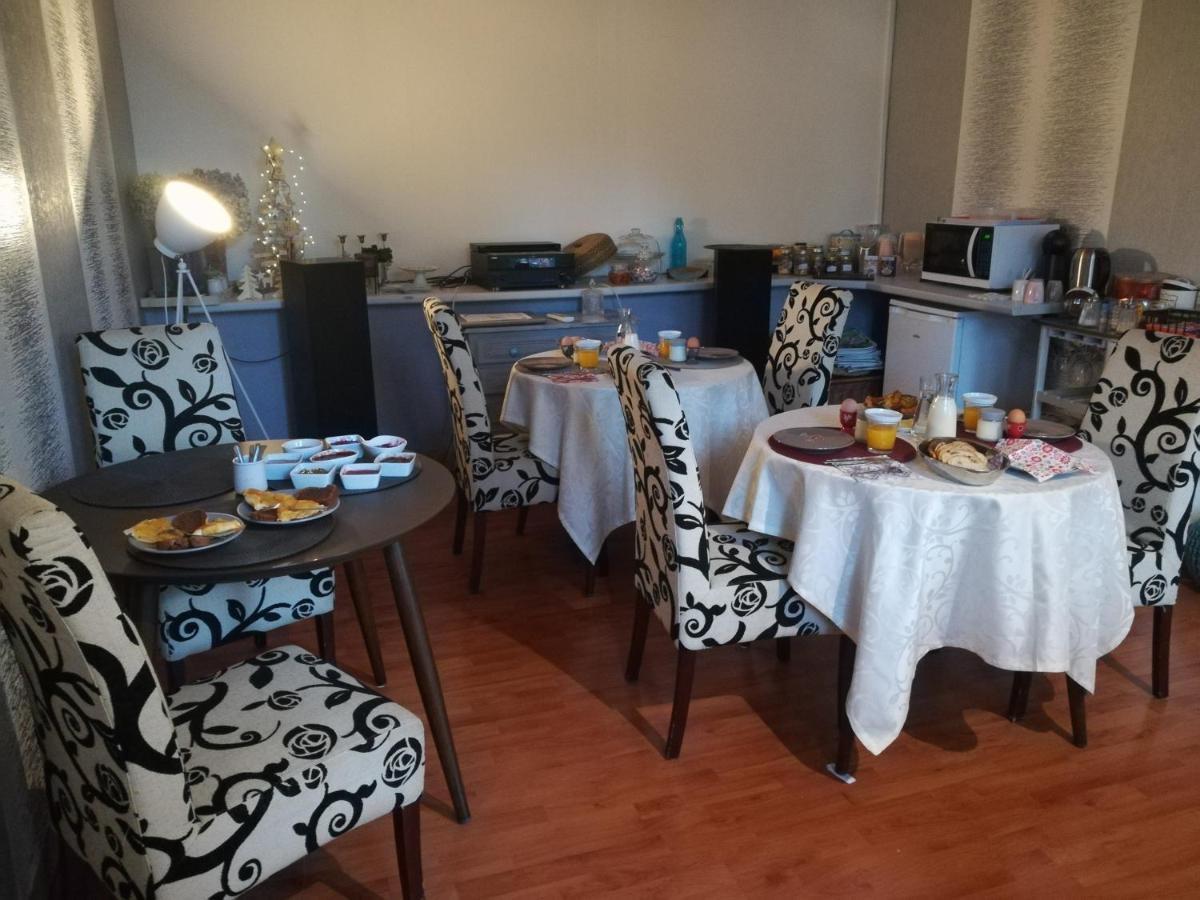 Chambres A Part Crespin  Экстерьер фото